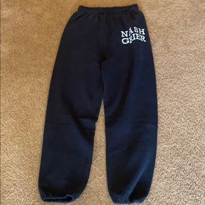 Nash Grier sweatpants